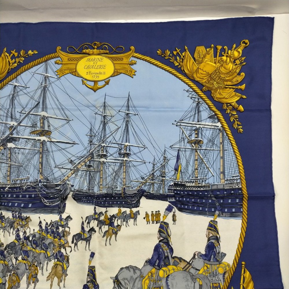 Hermes scarf Carre - Picture 6 of 13